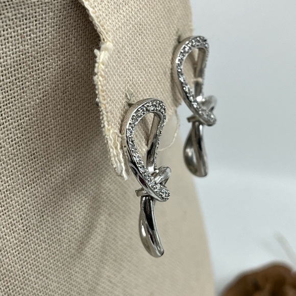 Vintage Sterling Silver Dangle Earrings with Brilliant Sparkle - Picture 11 of 15